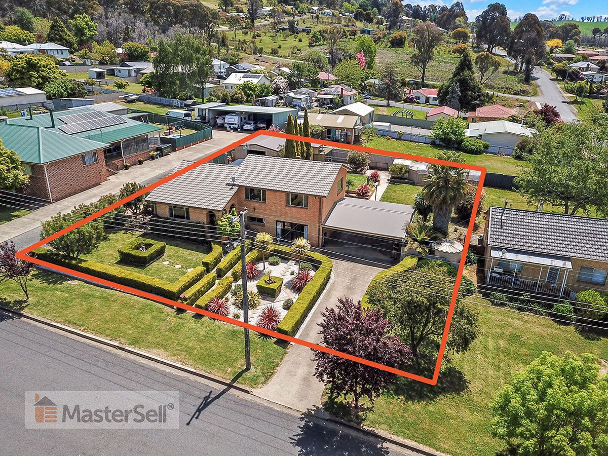 4 Ash Street, Batlow NSW 2730, Image 1