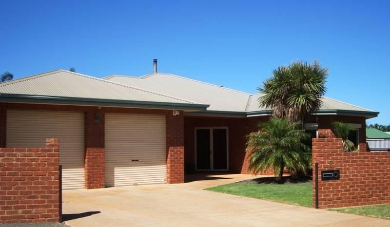 2 McGillivray Crescent, KALGOORLIE WA 6430, Image 2