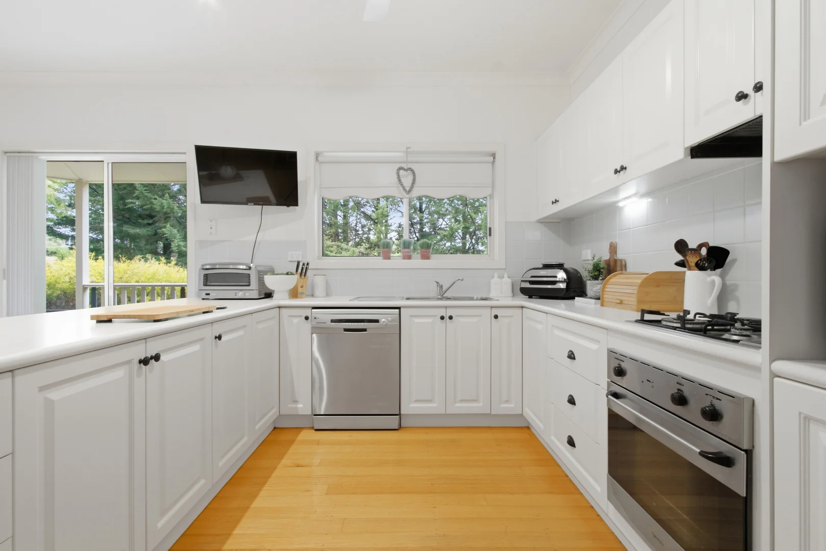 Additional image 4 of 1 Roberts Road, Churchill VIC 3842