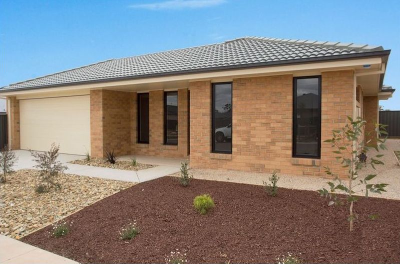 3 bedrooms House in 2 Fitzgerald HUNTLY VIC, 3551