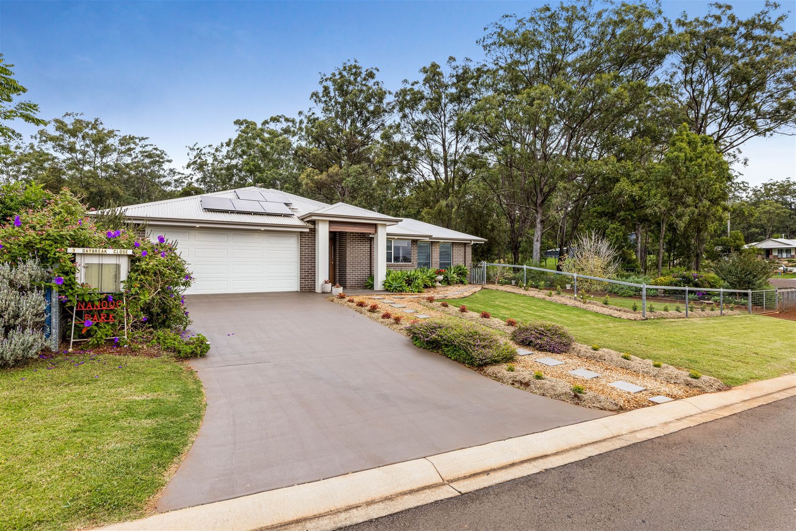 7 Northview Drive, Cabarlah Property History & Address Research Domain