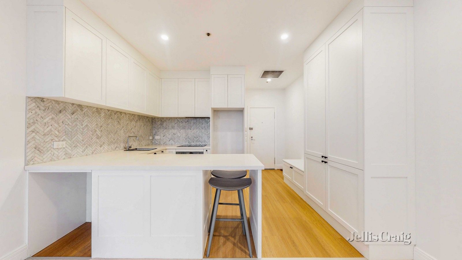 2 bedrooms Apartment / Unit / Flat in 401/52 Darling St SOUTH YARRA VIC, 3141