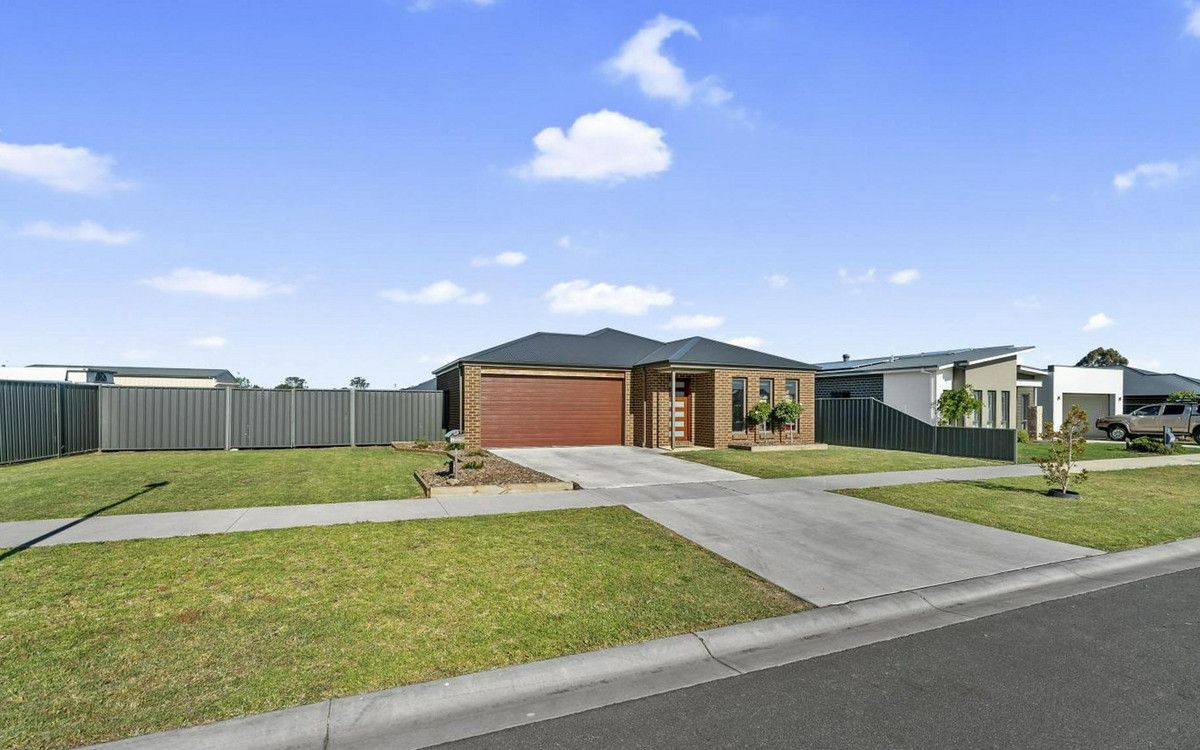 3 bedrooms House in 3 Mitchell Road STRATFORD VIC, 3862