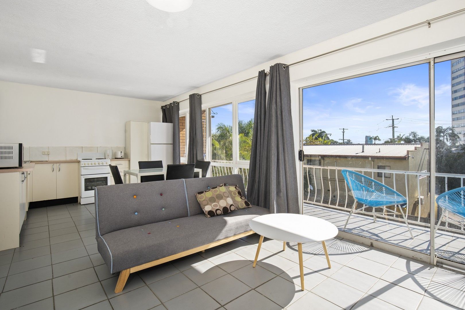 2 bedrooms Apartment / Unit / Flat in 10/45 Watson Esplanade SURFERS PARADISE QLD, 4217