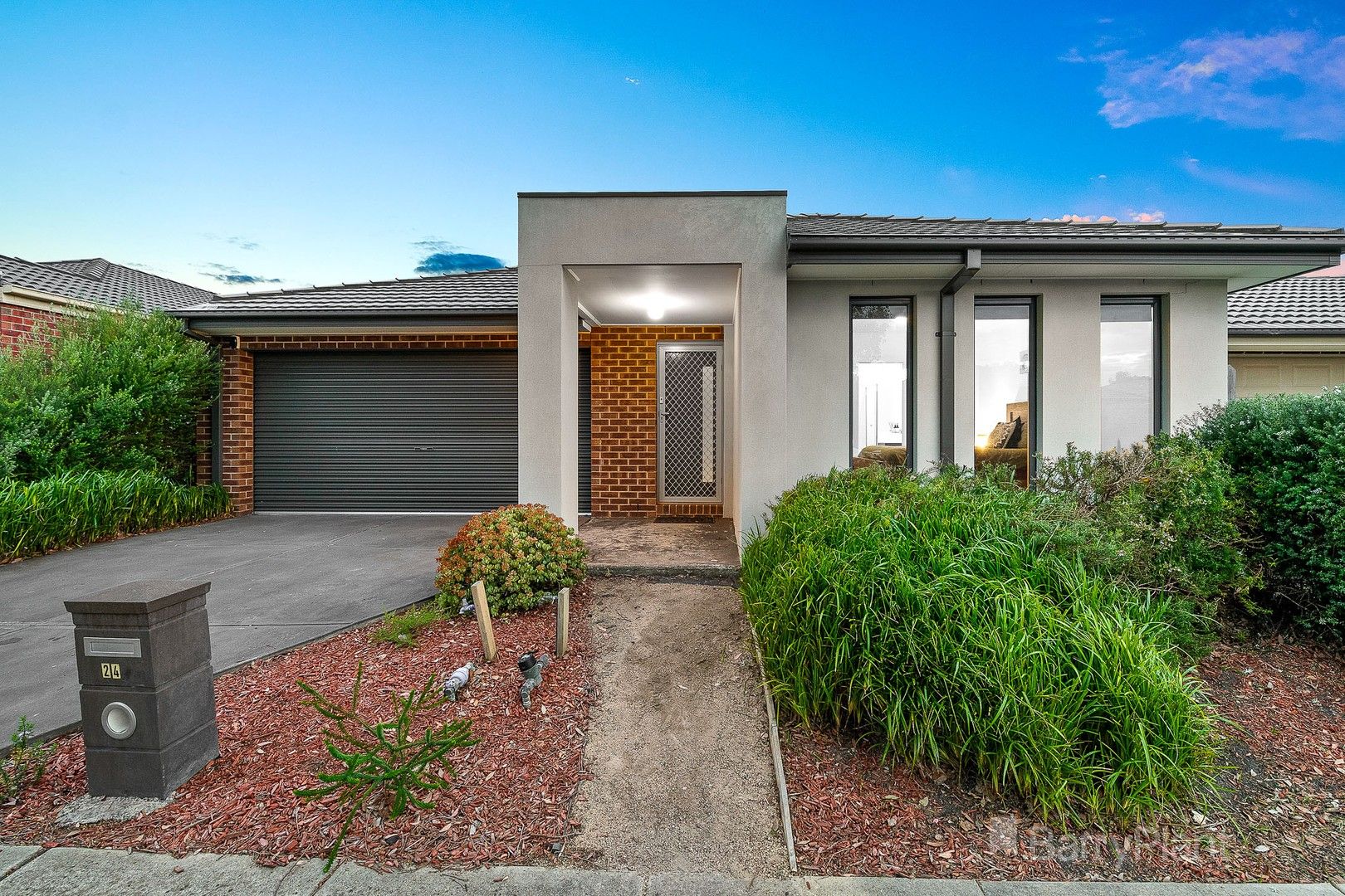 24 Peridot Avenue, Officer VIC 3809, Image 0