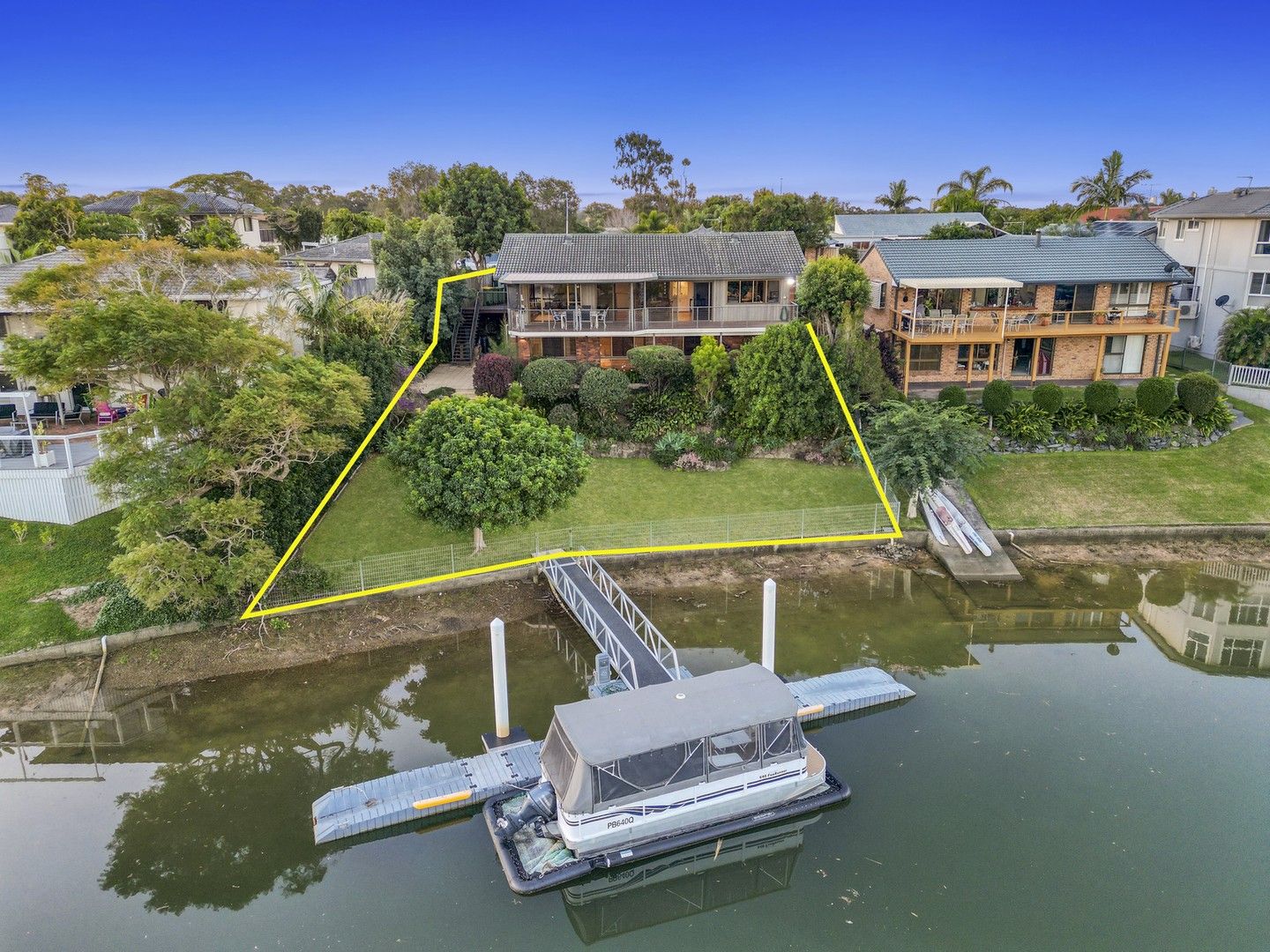 1 Kestrel Close, Benowa Waters QLD 4217, Image 0