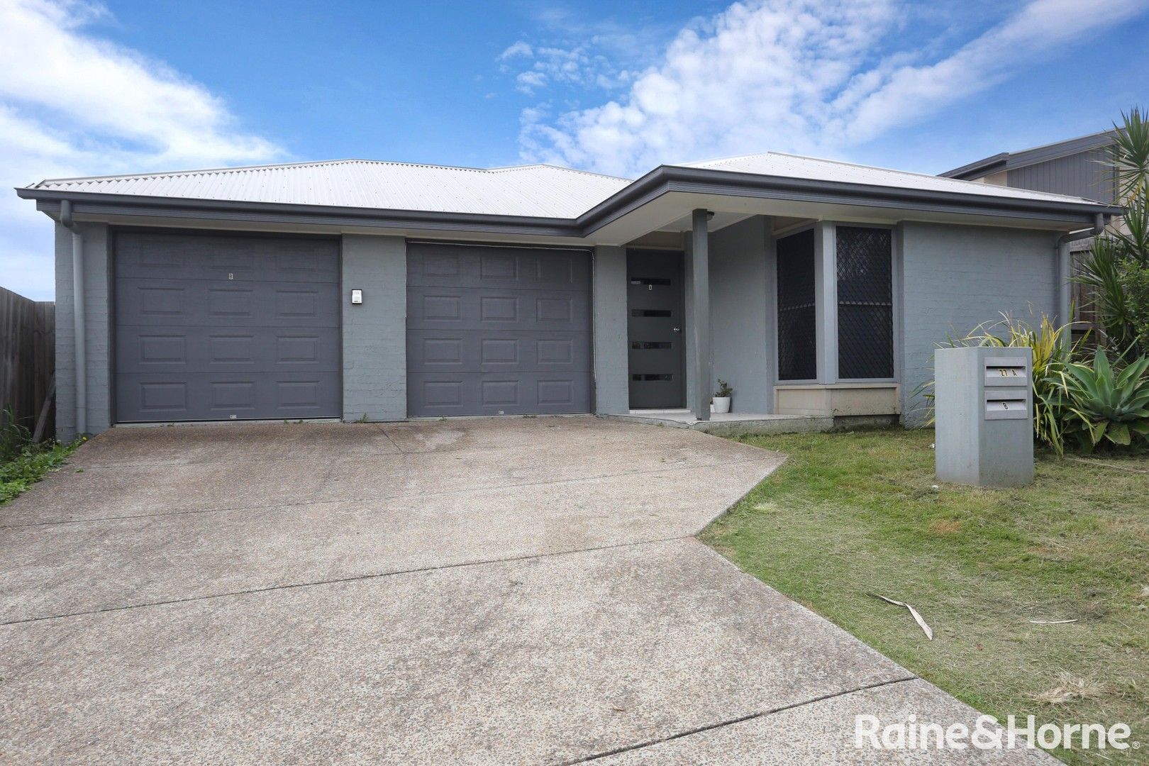 27 Goldfinch Street, Redbank Plains QLD 4301, Image 0