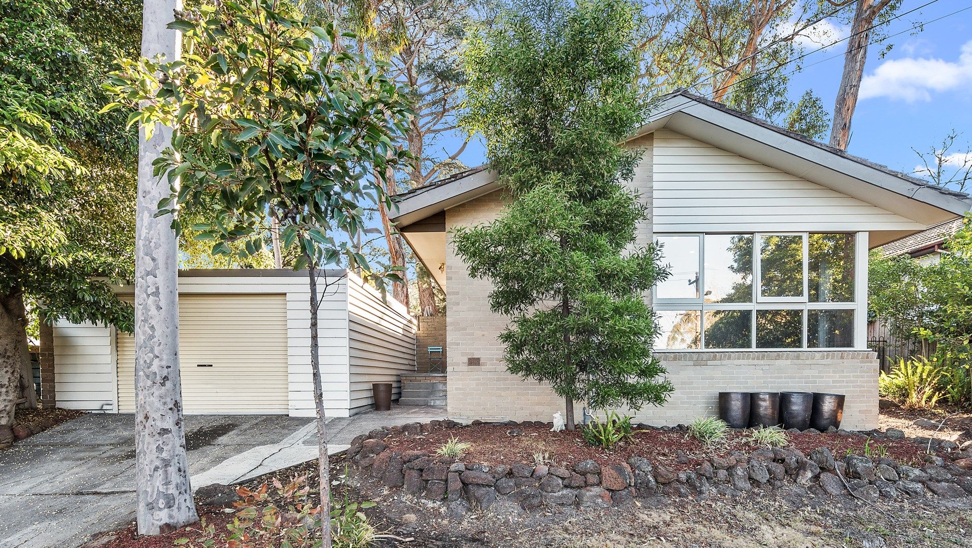 14 Mariana Avenue, Croydon South VIC 3136, Image 0