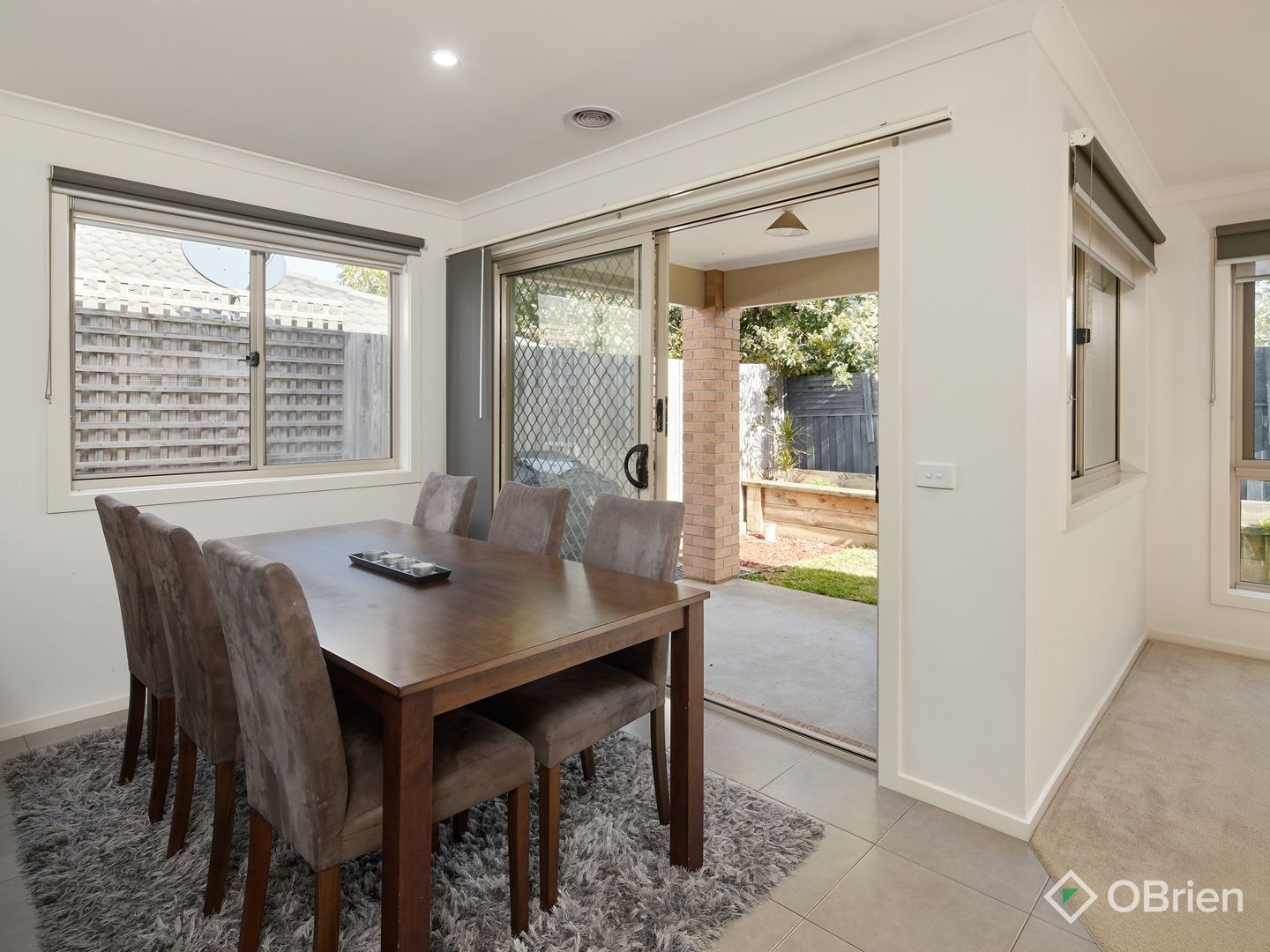 2/3 Springwater Drive, Drouin VIC 3818, Image 2