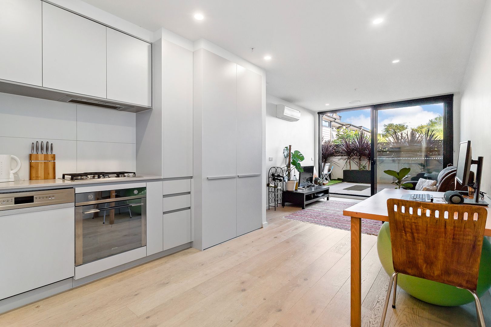 14g/5 Beavers Road, Northcote VIC 3070, Image 1