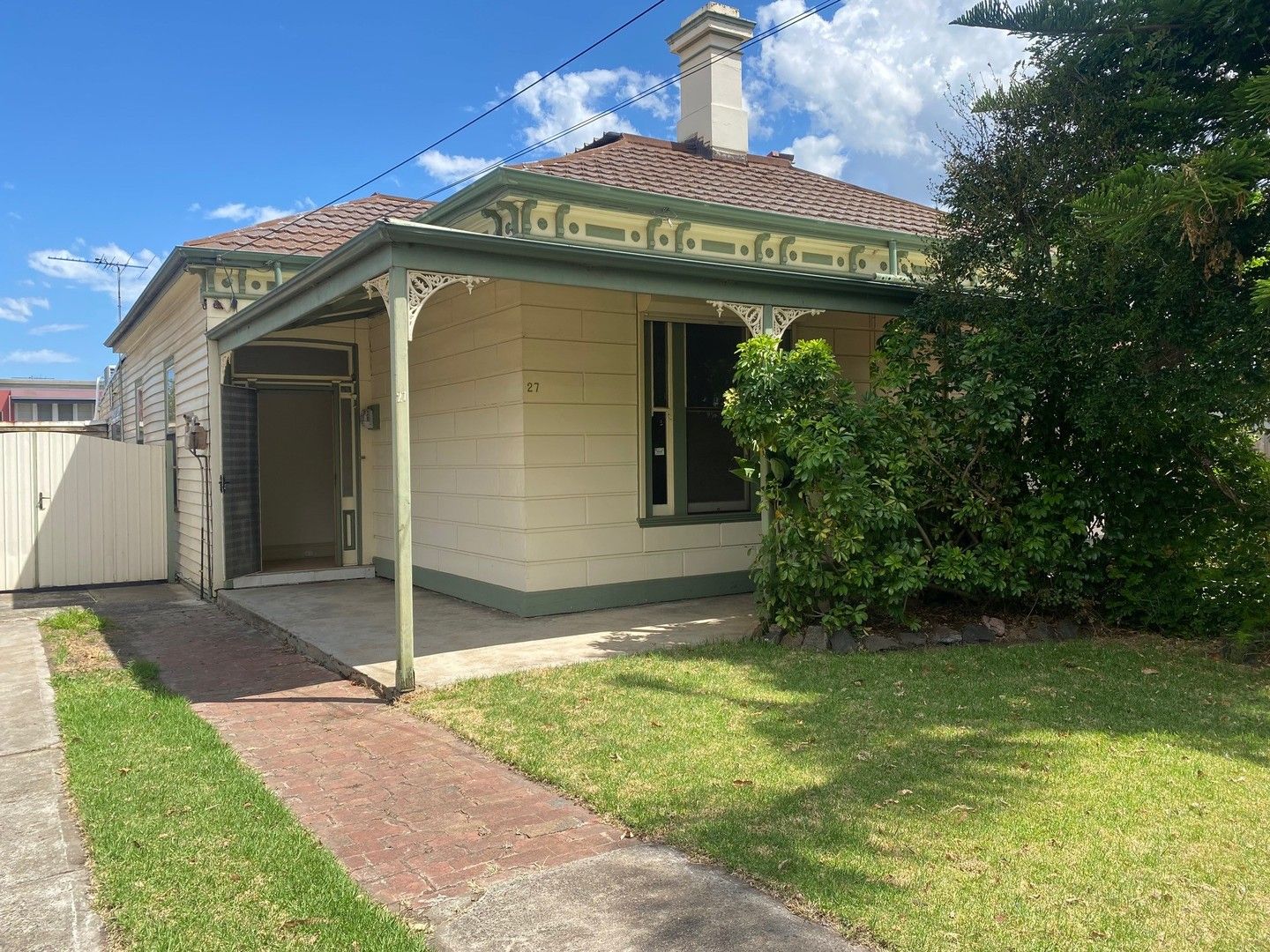 3 bedrooms House in 27 Moonee Street ASCOT VALE VIC, 3032