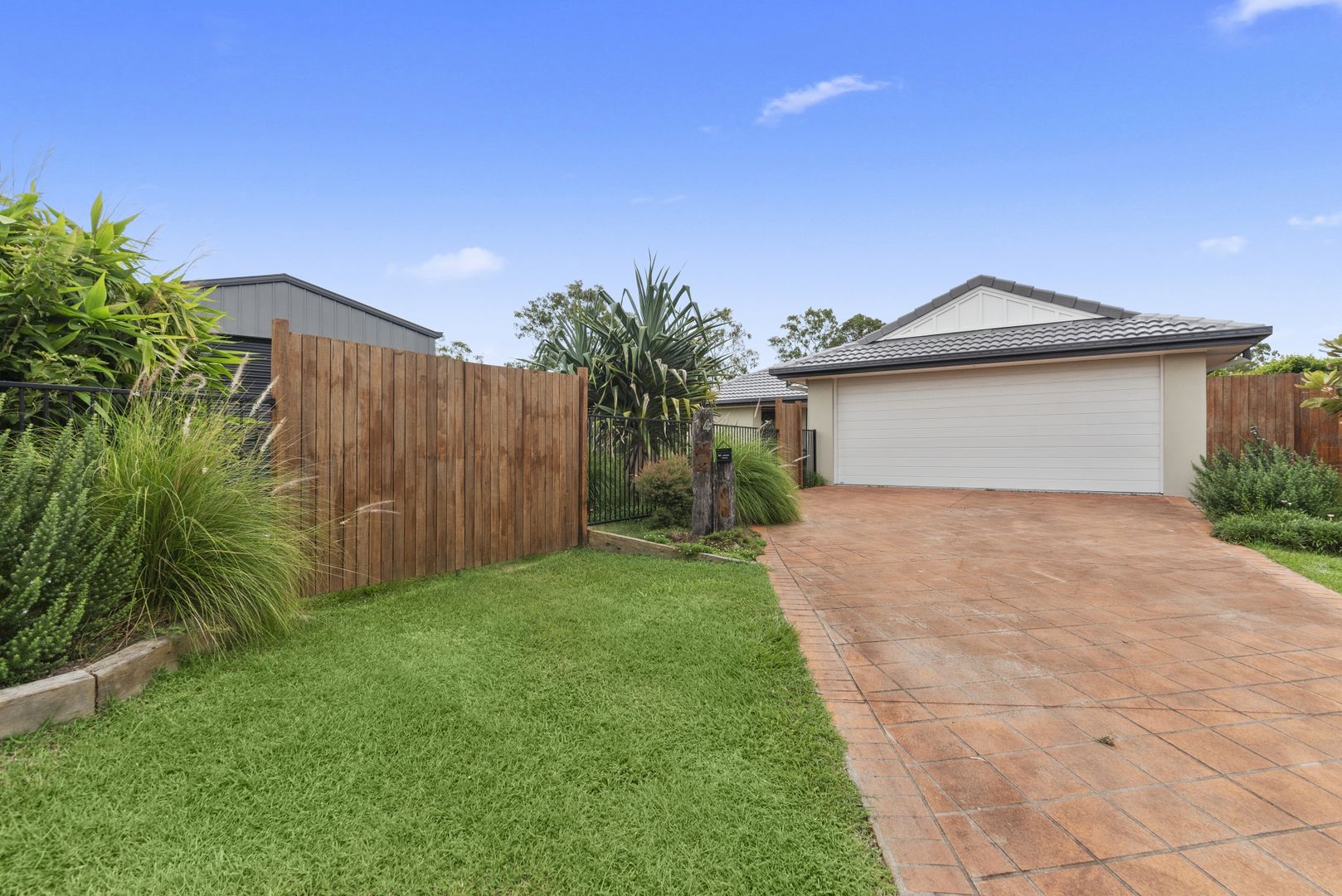 14 Trewhella Court, Petrie QLD 4502, Image 2