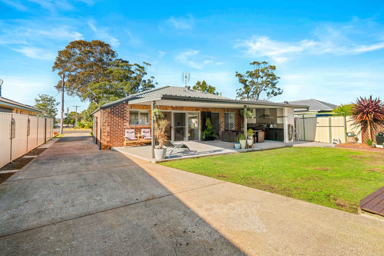 4 bedrooms House in 45 Warrego Drive SANCTUARY POINT NSW, 2540