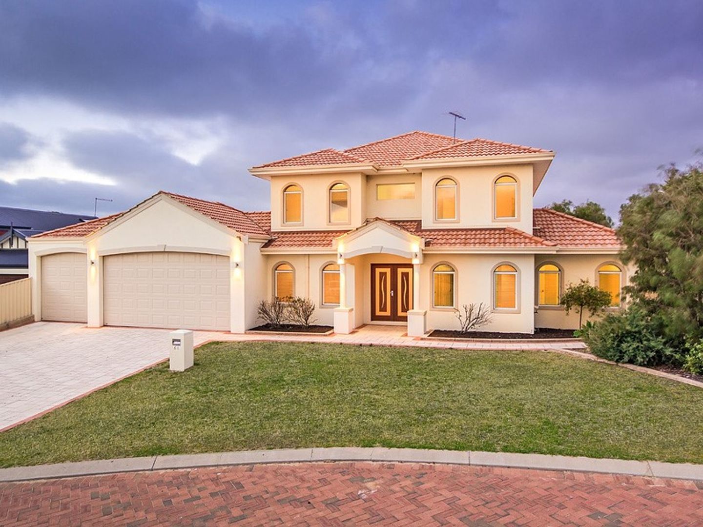 4 bedrooms House in 64 Lookout Vista SINGLETON WA, 6175