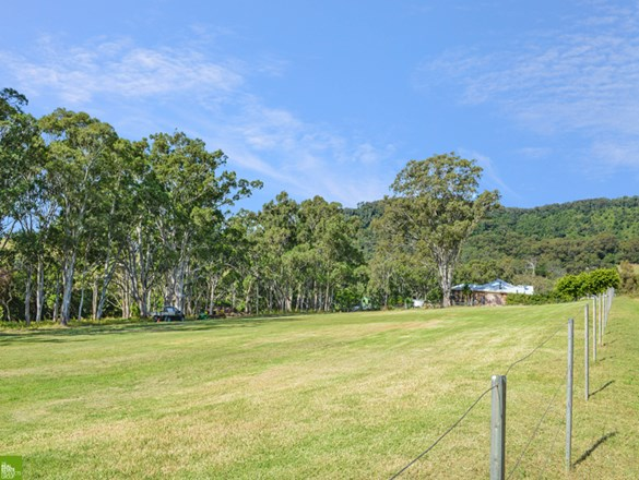 4 Yeramba Close, Yellow Rock NSW 2527