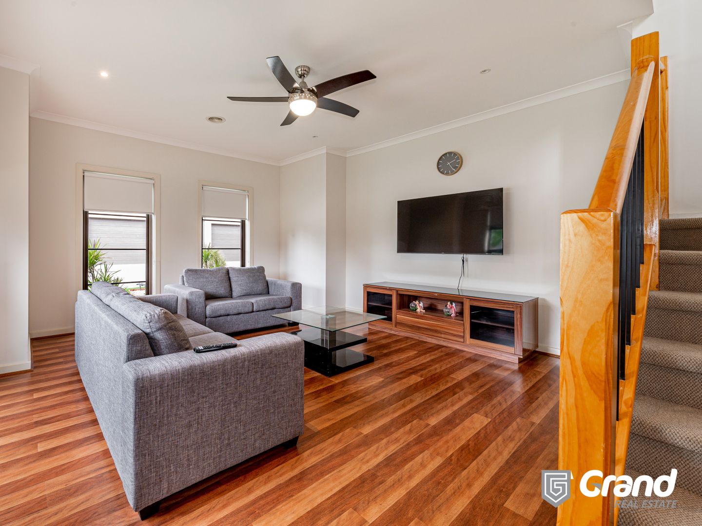 9 Cadillac Street, Cranbourne East VIC 3977, Image 2