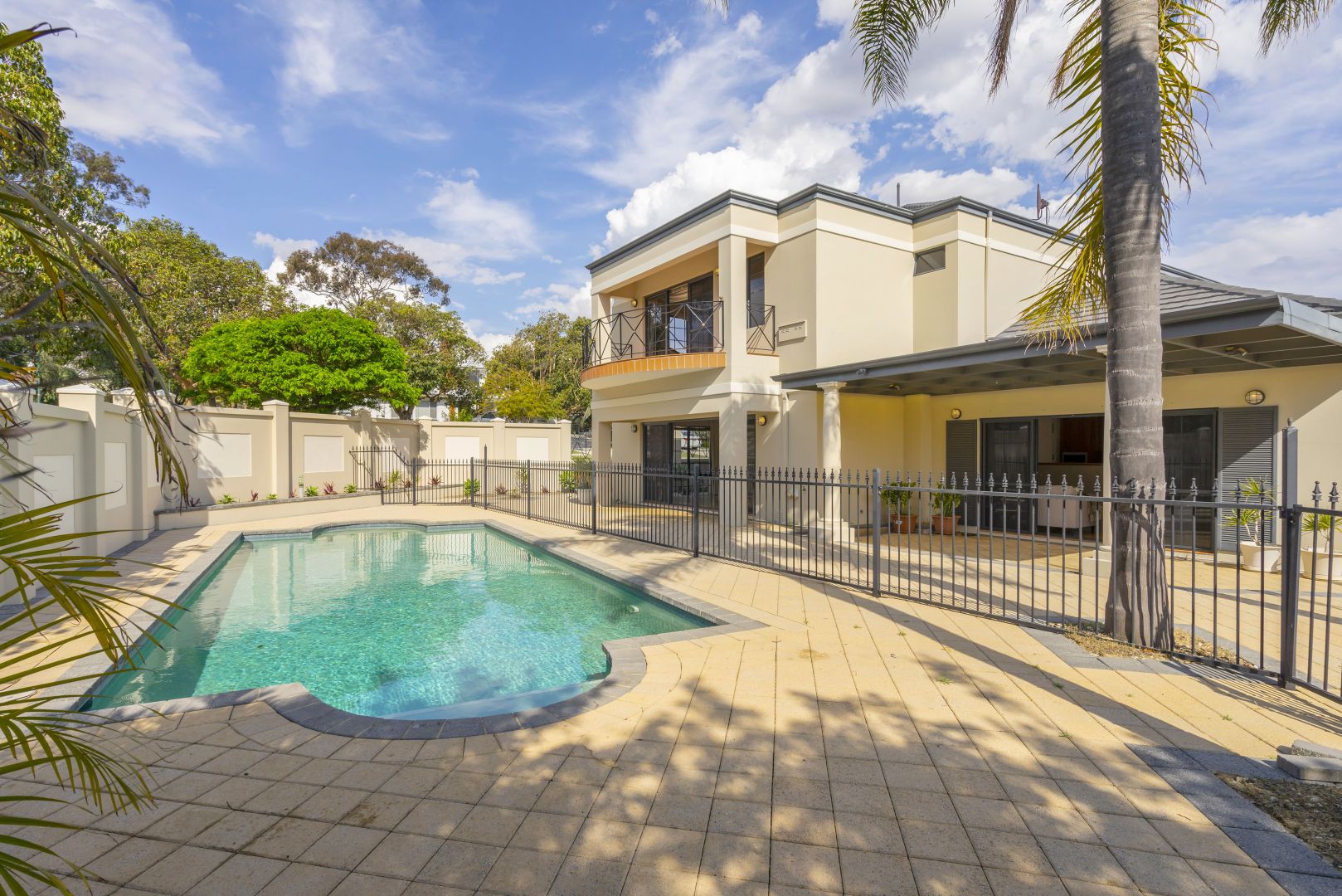 1 Davies Road, Dalkeith WA 6009, Image 2