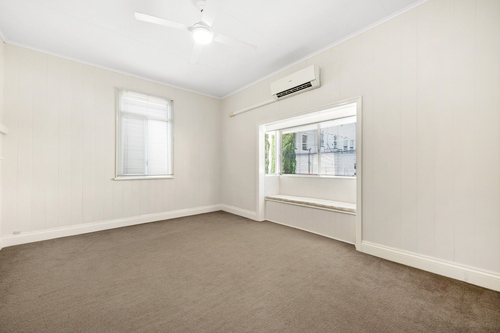 2 bedrooms Apartment / Unit / Flat in 1/13 Paris Street WEST END QLD, 4101
