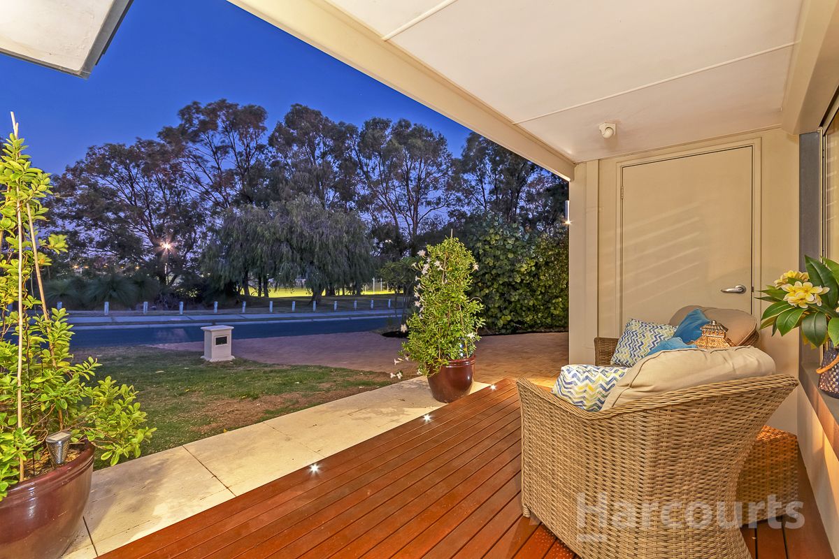 4 Dorian Loop, Kinross WA 6028, Image 2