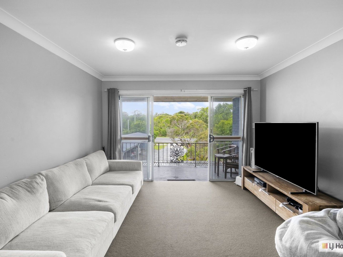 2 bedrooms Apartment / Unit / Flat in 2/71-73 Tweed Coast Road HASTINGS POINT NSW, 2489