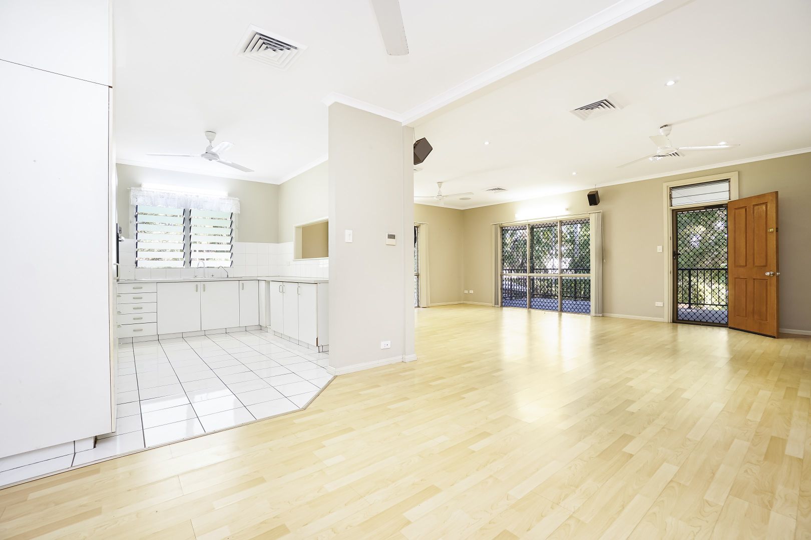 8 Radford Court, Coconut Grove NT 0810, Image 1