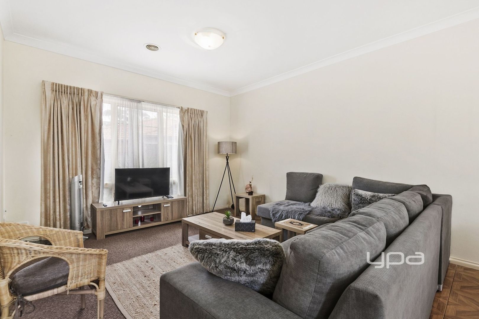 4/17A Cornish Street, Sunbury VIC 3429, Image 2