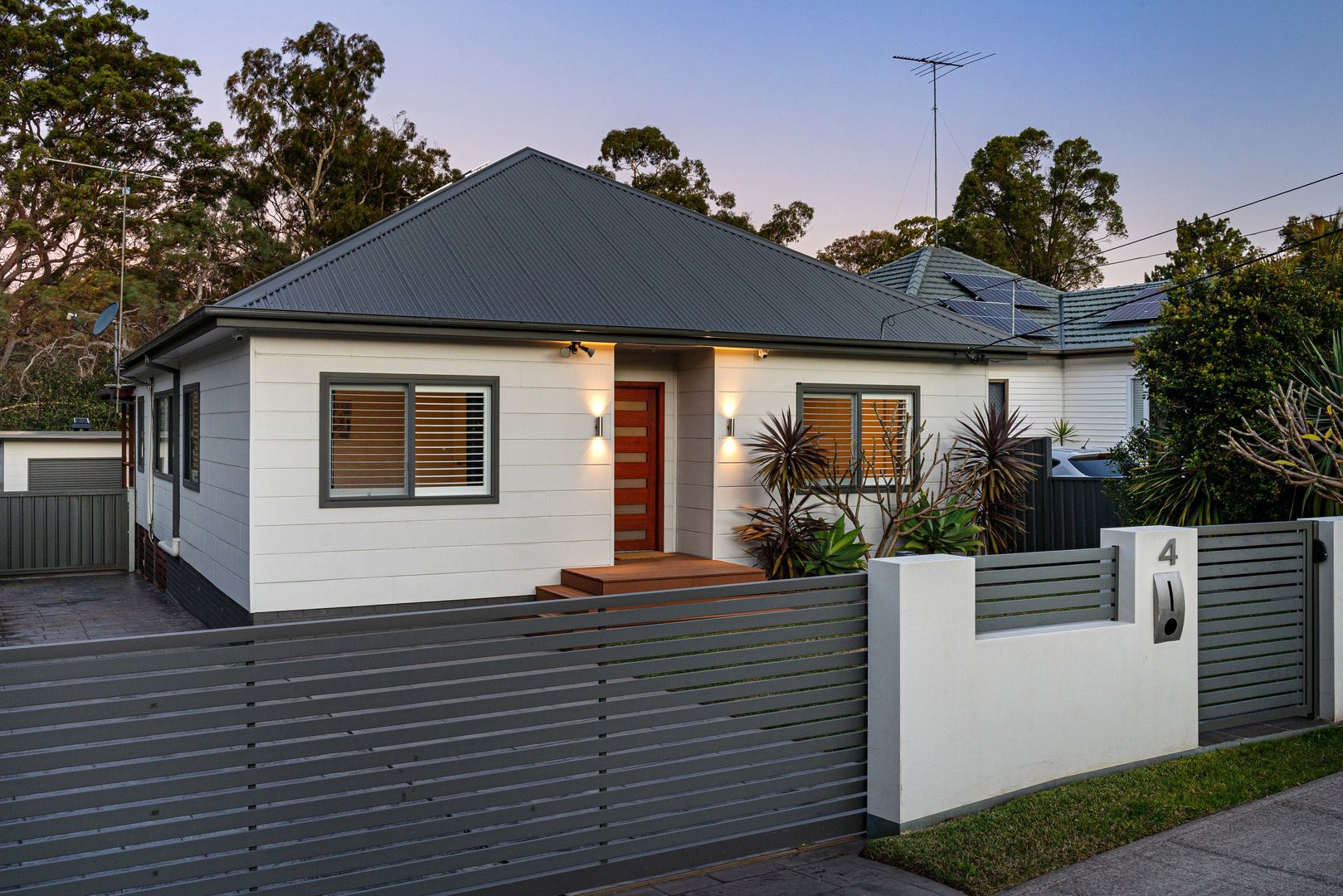 4 River Road, Oyster Bay Property History & Address Research