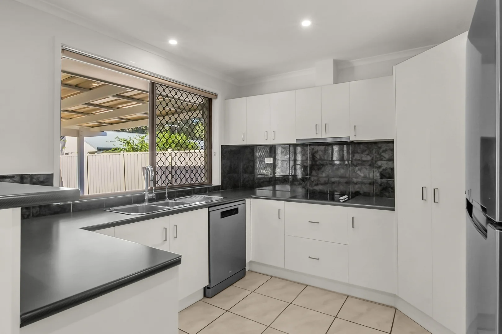 Additional image 8 of 25 Holder Street, Loganholme QLD 4129