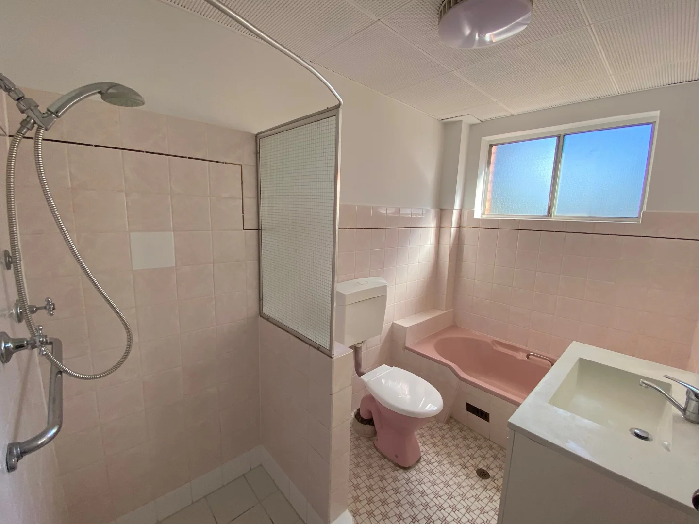 Additional image 5 of 2/3 Bonds Road, Riverwood NSW 2210