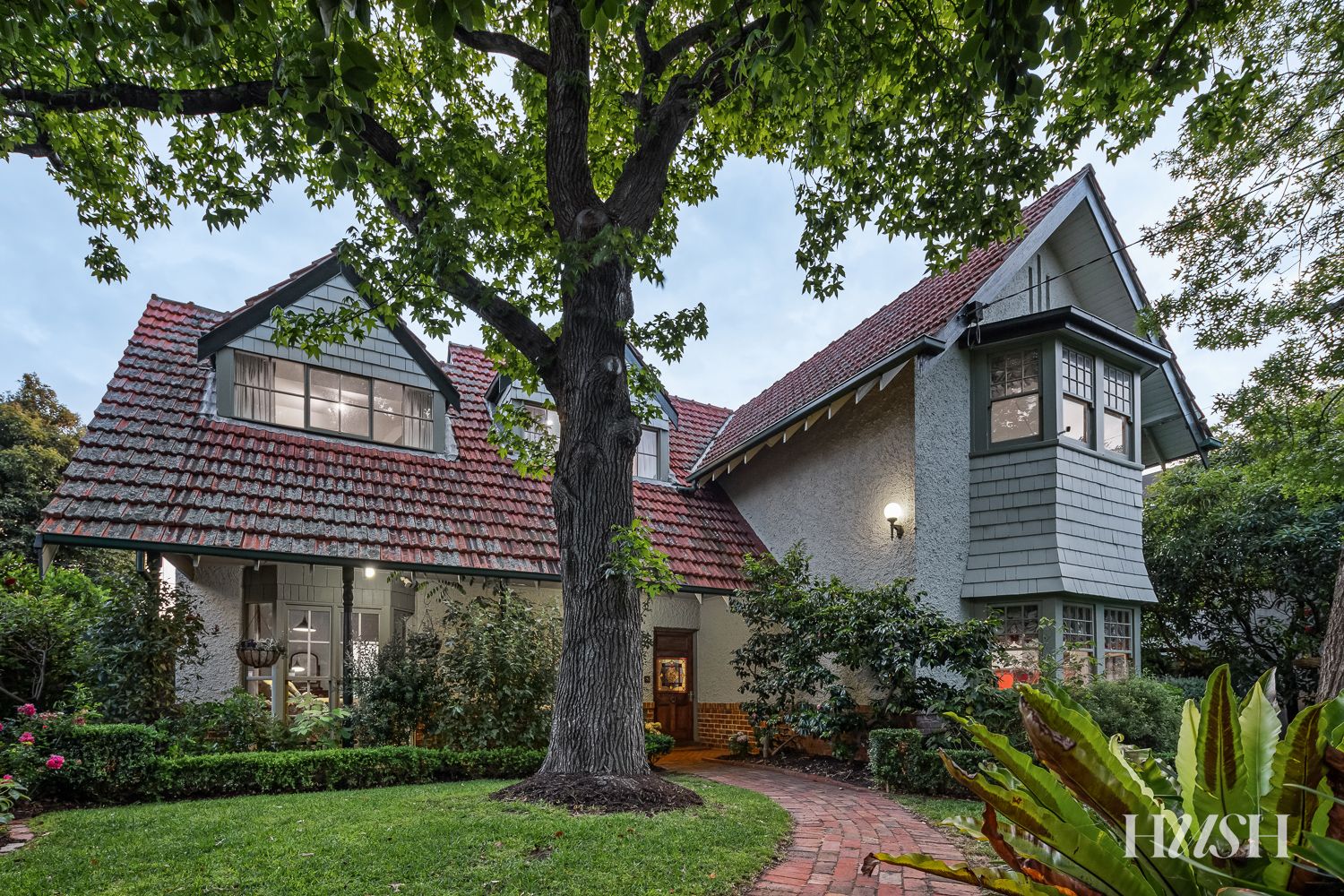 16 Bolton Avenue, Hampton VIC 3188 Domain
