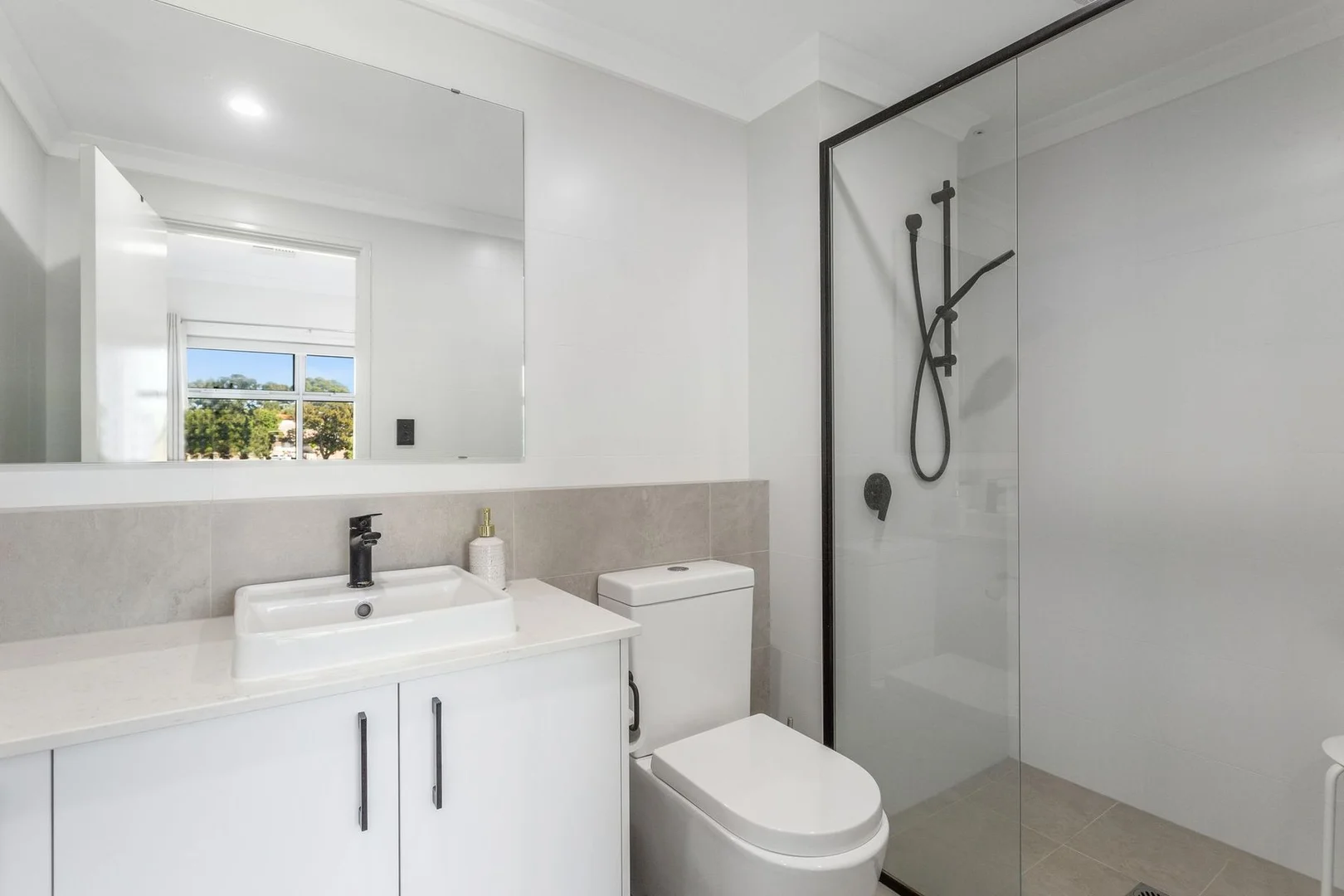 Additional image 14 of 4/21 Green Road, Hillarys WA 6025