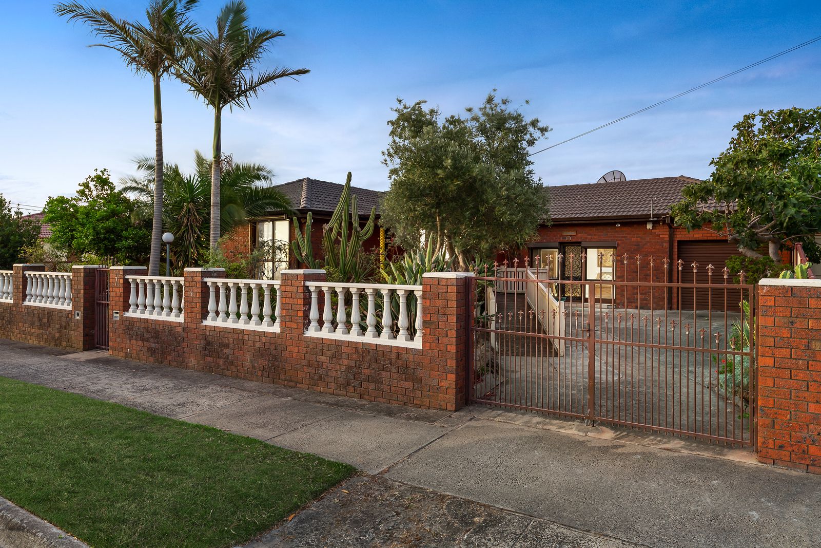 3 bedrooms House in 7 Kendra Place KEYSBOROUGH VIC, 3173