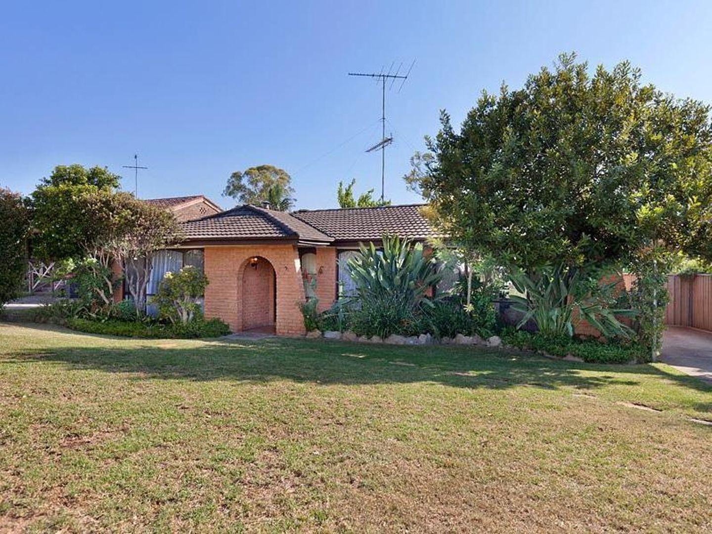 5 Gama Road, Cranebrook NSW 2749