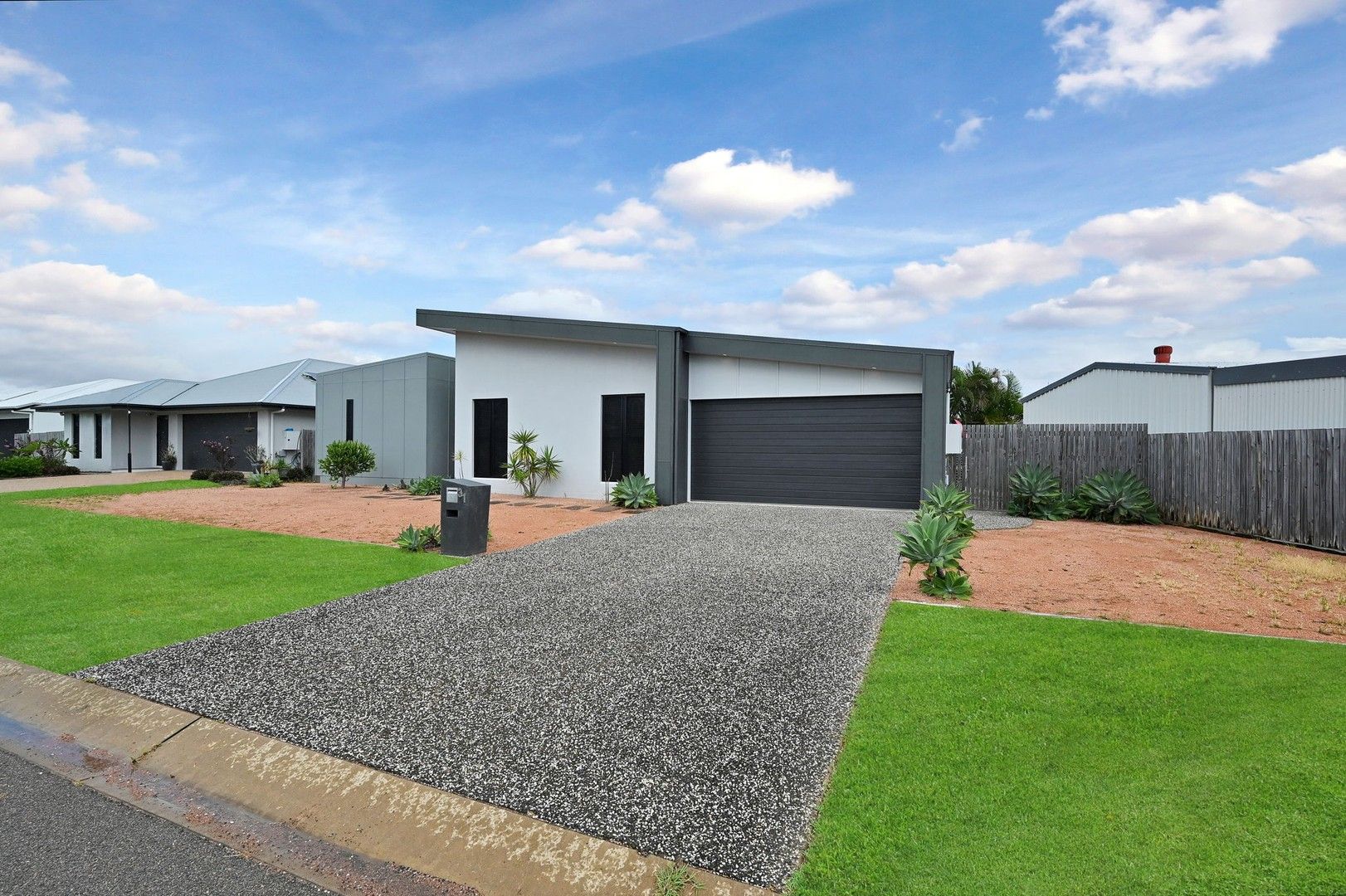 31 Sunburst Street, Mount Low QLD 4818, Image 0