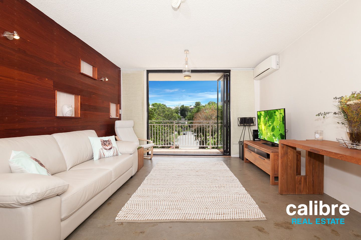 2 bedrooms Apartment / Unit / Flat in 1/36 Lemnos Street RED HILL QLD, 4059