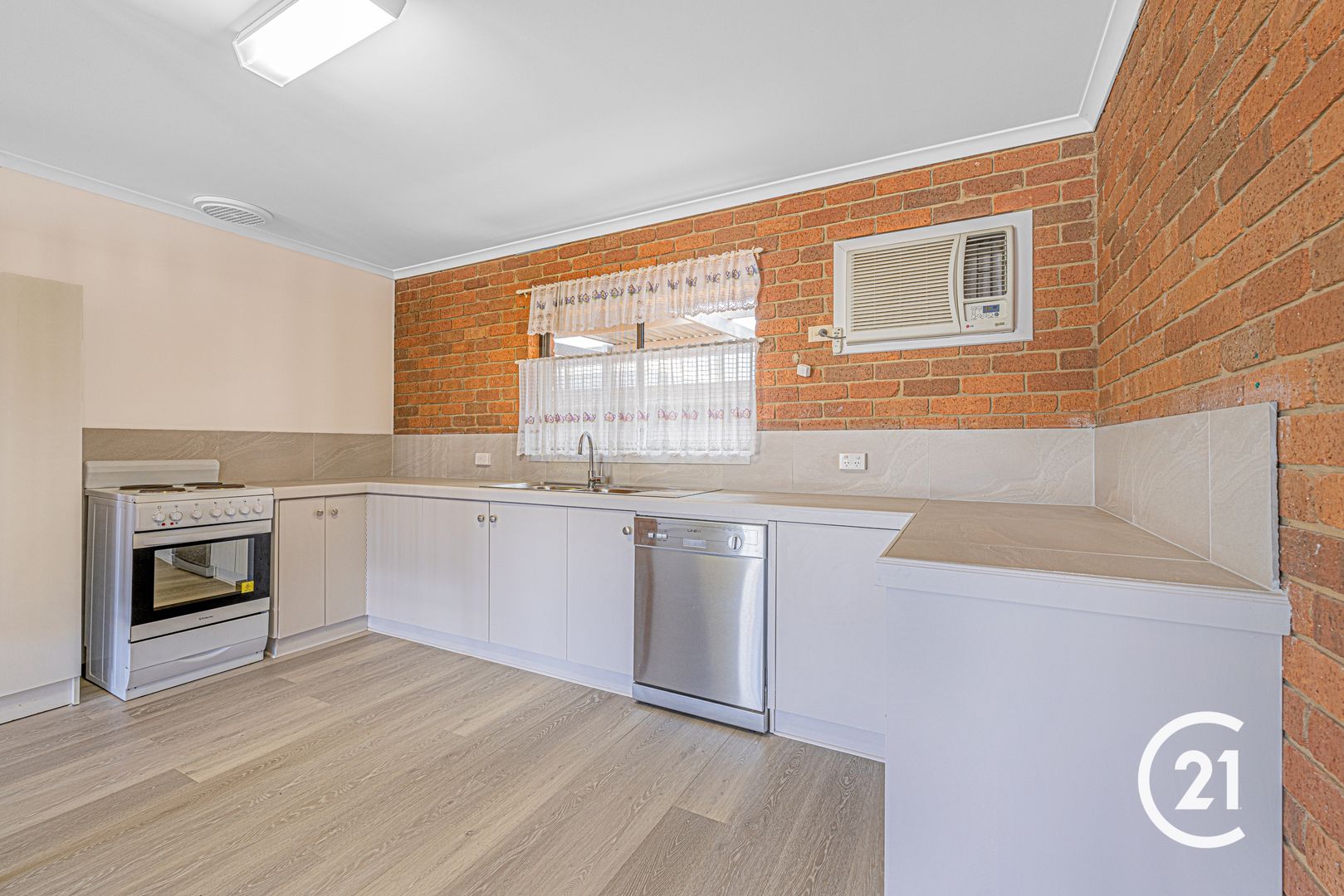 3/54-56 Leichardt Street, Echuca VIC 3564, Image 2