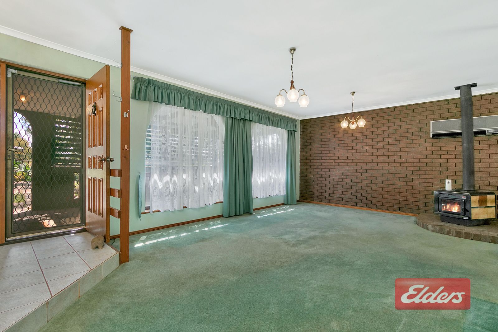 22 Spring Road, Evanston Park SA 5116, Image 2