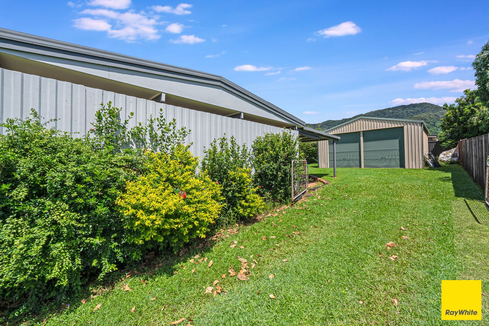 30 Peridot Street, Bayview Heights QLD 4868, Image 1