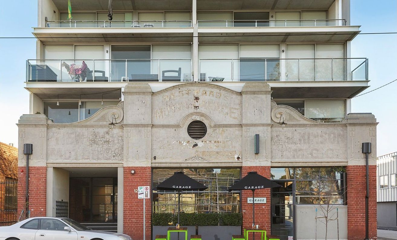 1 bedrooms Apartment / Unit / Flat in 206/126 Chapel Street ST KILDA VIC, 3182
