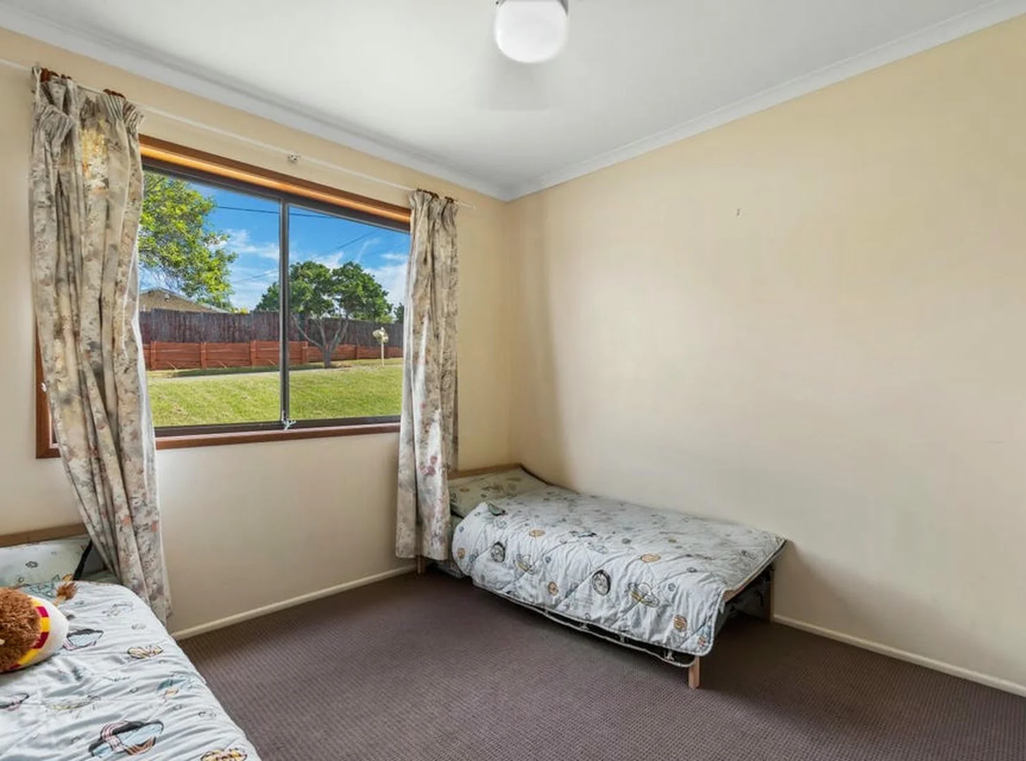 Additional image 6 of 39 Silvertop St, Hillcrest QLD 4118