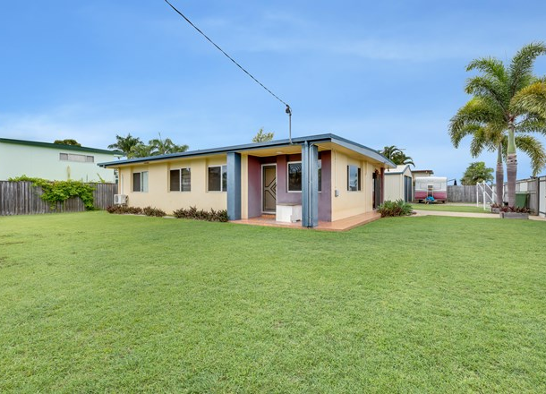 25 Dennis Street, South Mackay QLD 4740