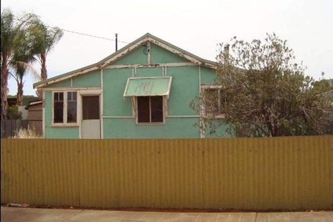 Picture of 254 MacDonald Street, KALGOORLIE WA 6430