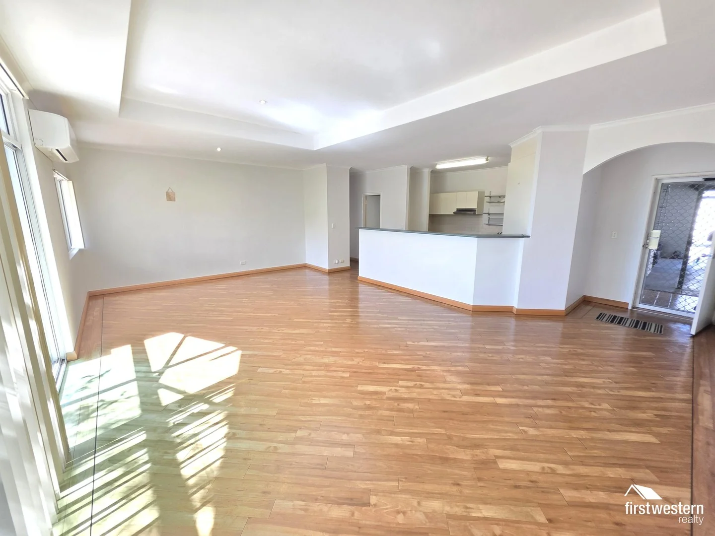 111/189 Lakeside Drive, Joondalup WA 6027