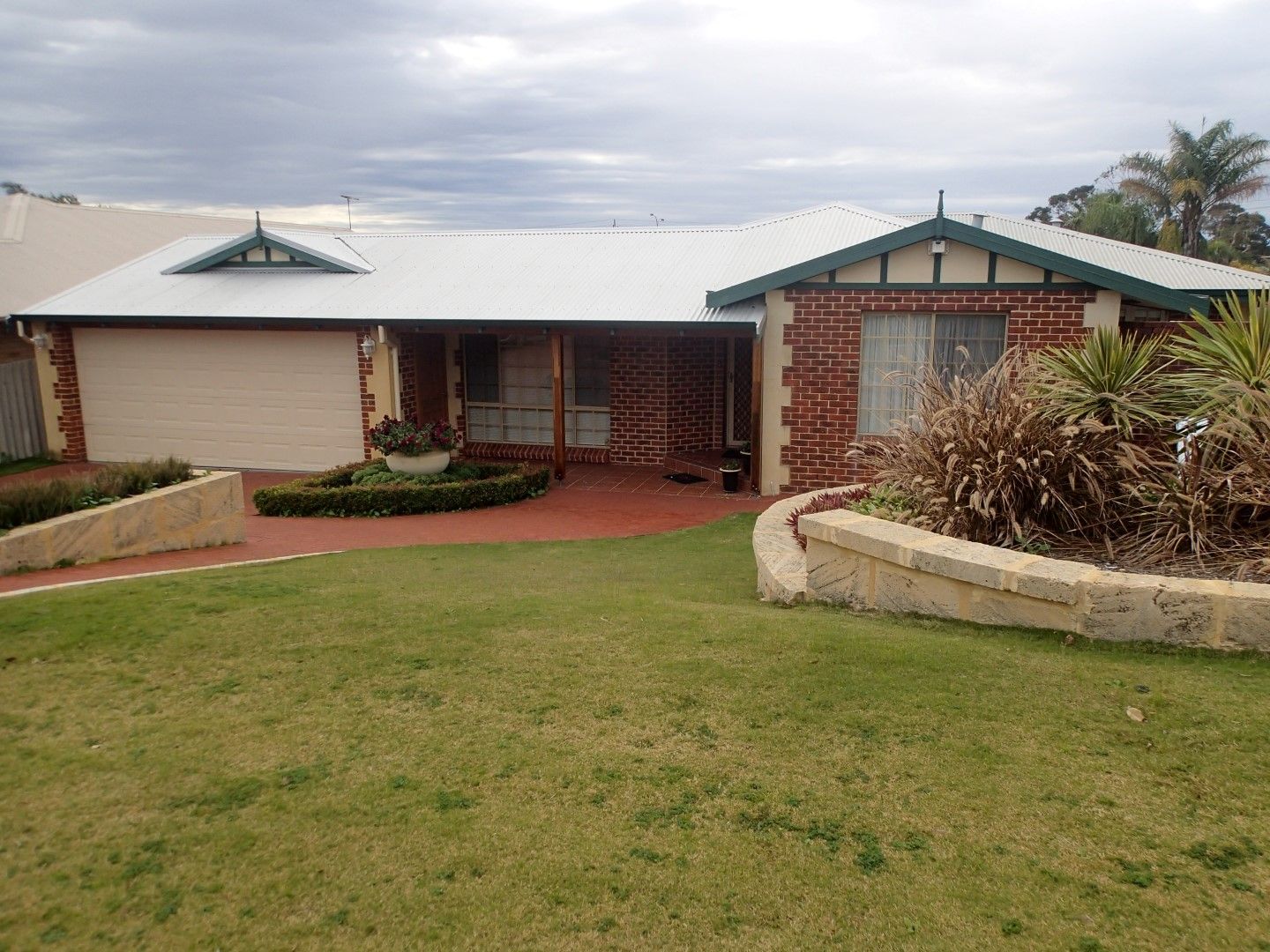 9 Ainslie Court, Kardinya WA 6163 House For Rent 720 Domain