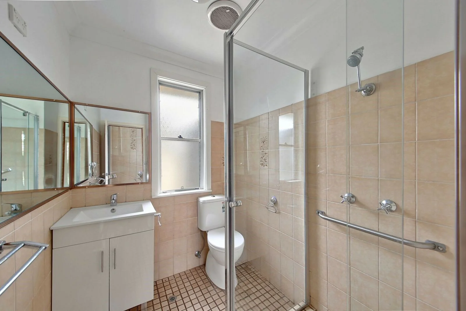 Additional image 5 of 3 Frazer Avenue, Lurnea NSW 2170