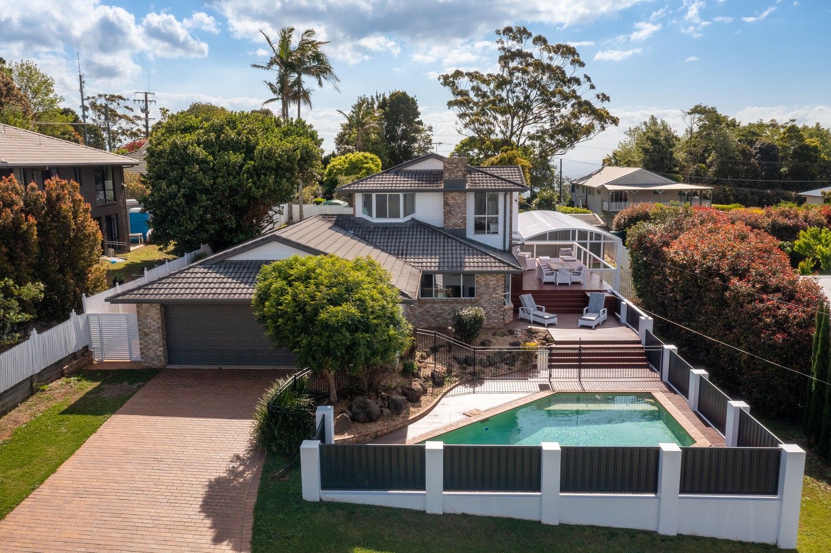 5 bedrooms House in 19 Paradise Drive TAMBORINE MOUNTAIN QLD, 4272