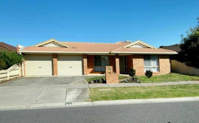 25 Stainsby Crescent, Roxburgh Park VIC 3064, Image 0