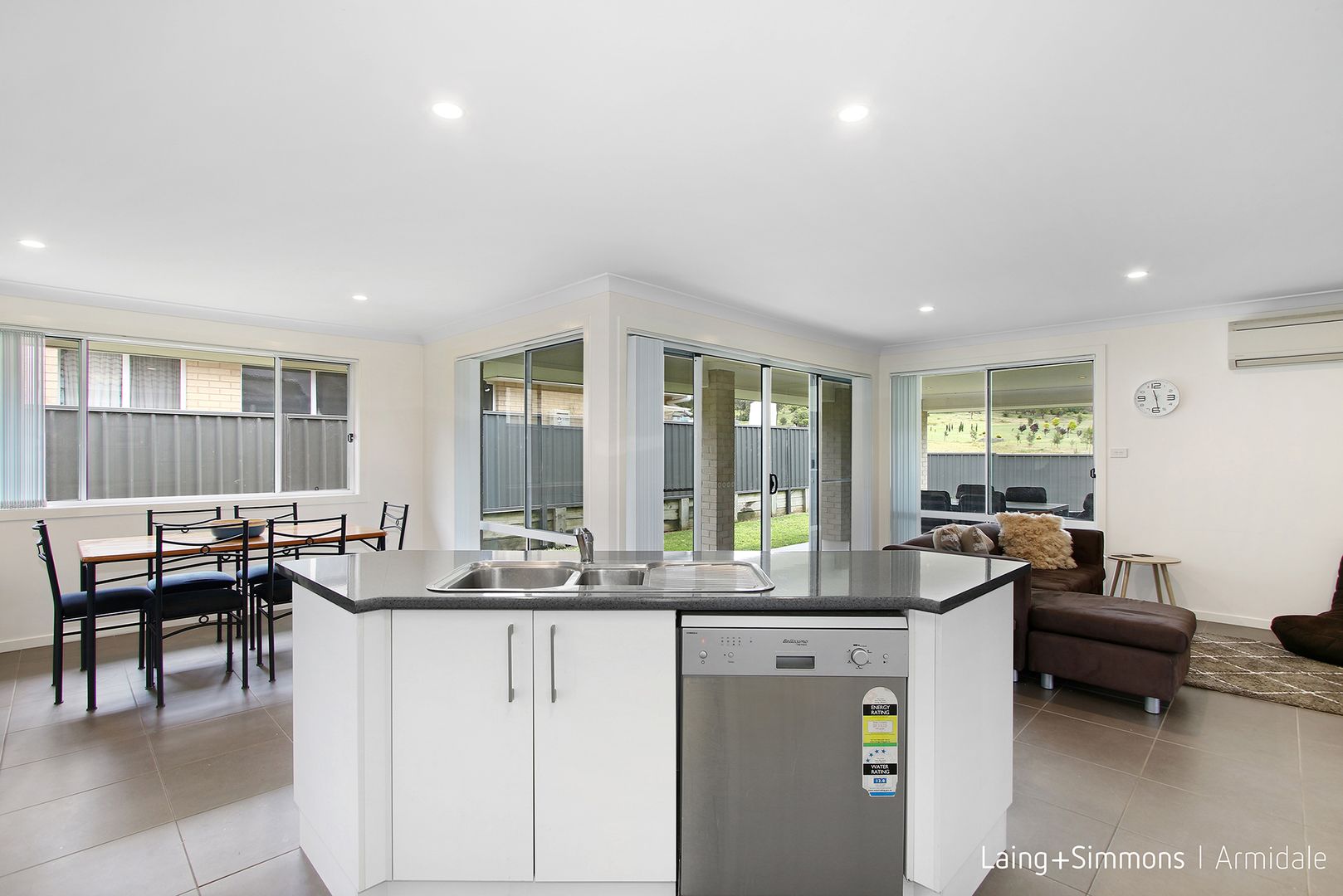 24 Albion Close, Armidale NSW 2350, Image 1