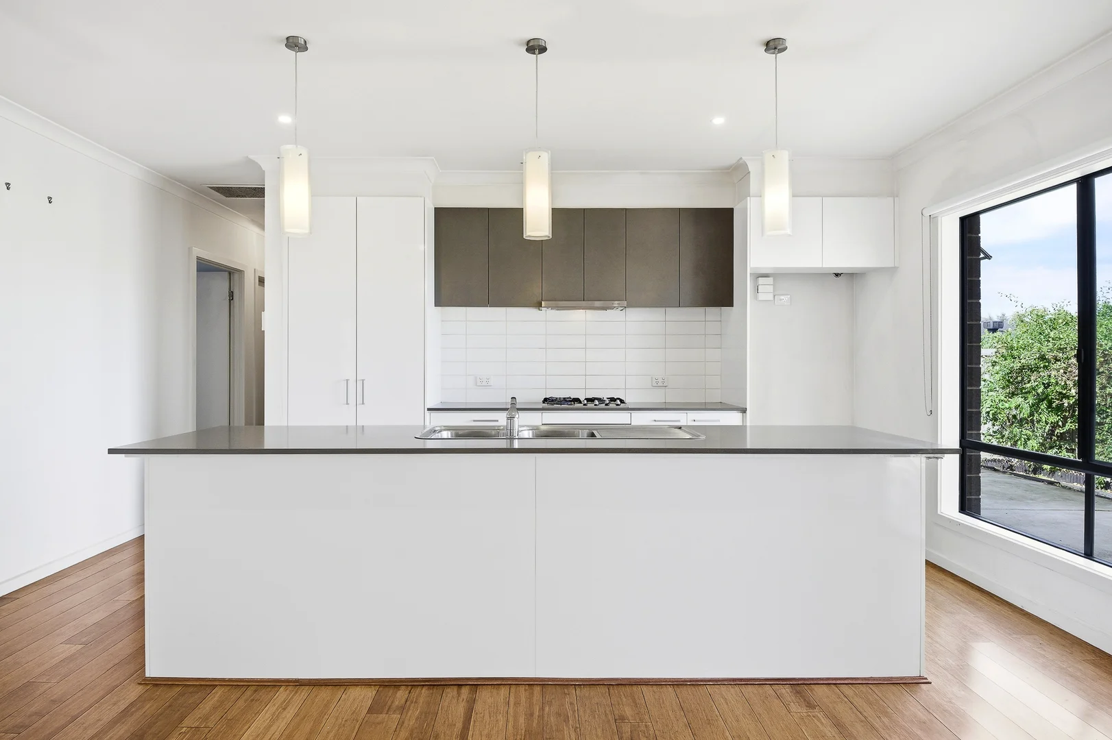 Additional image 5 of 1 Carambola Place, Berwick VIC 3806