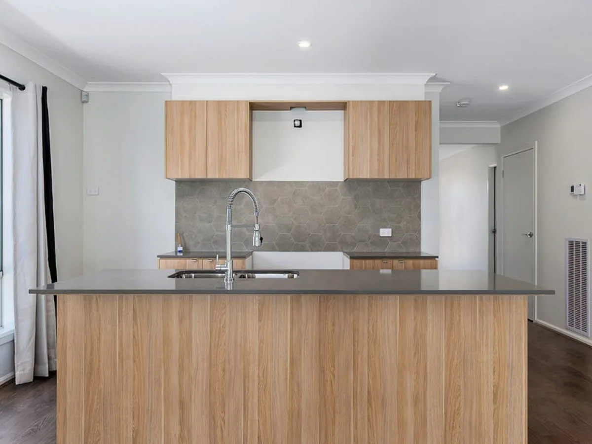 Additional image 2 of 111 Atherstone Boulevard, Strathtulloh VIC 3338